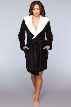 Be Wicked Janet Robe Black 11 Be Wicked Janet Robe Black -Be Wicked 1817 BLK WHITE front web 251114